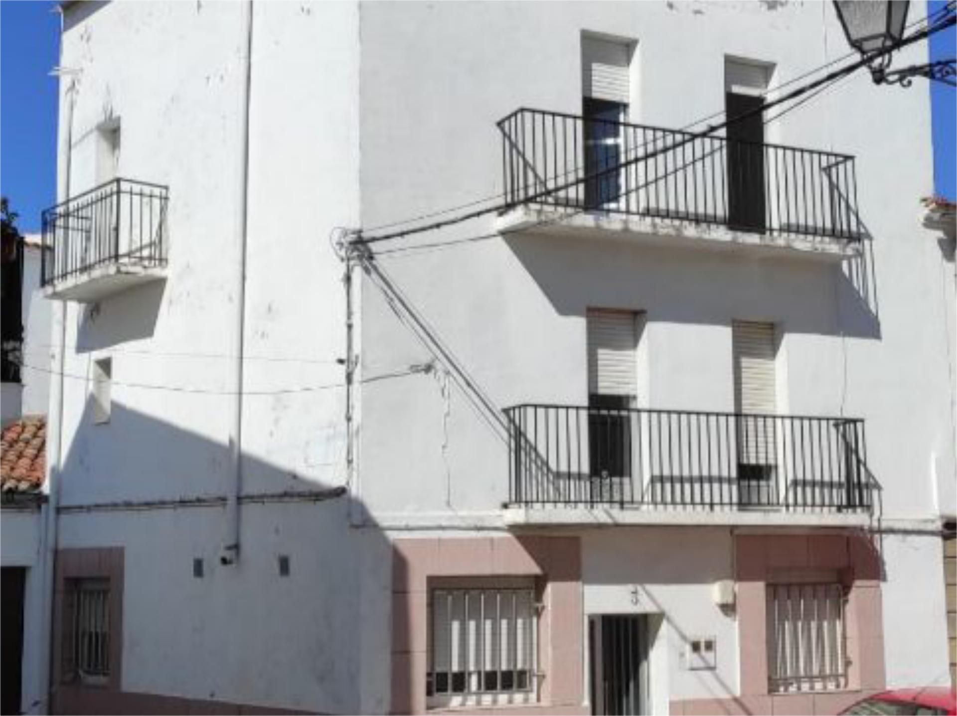 Exterior view of Single-family semi-detached for sale in Zarza de Montánchez  with Terrace, Storage room and Furnished