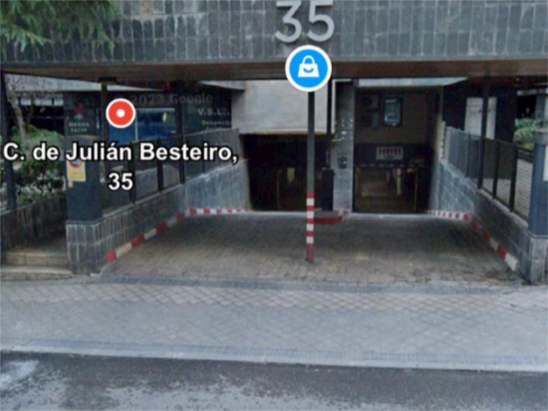 Exterior view of Garage to rent in  Madrid Capital