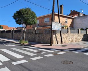 Vista exterior de Casa o xalet en venda en  Madrid Capital amb Terrassa