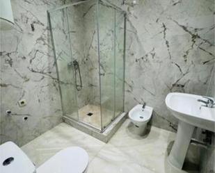 Bathroom of Flat to share in Estepona  with Heating and Furnished