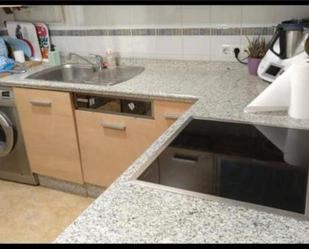 Cuina de Pis de lloguer en  Córdoba Capital amb Calefacció, Terrassa i Moblat