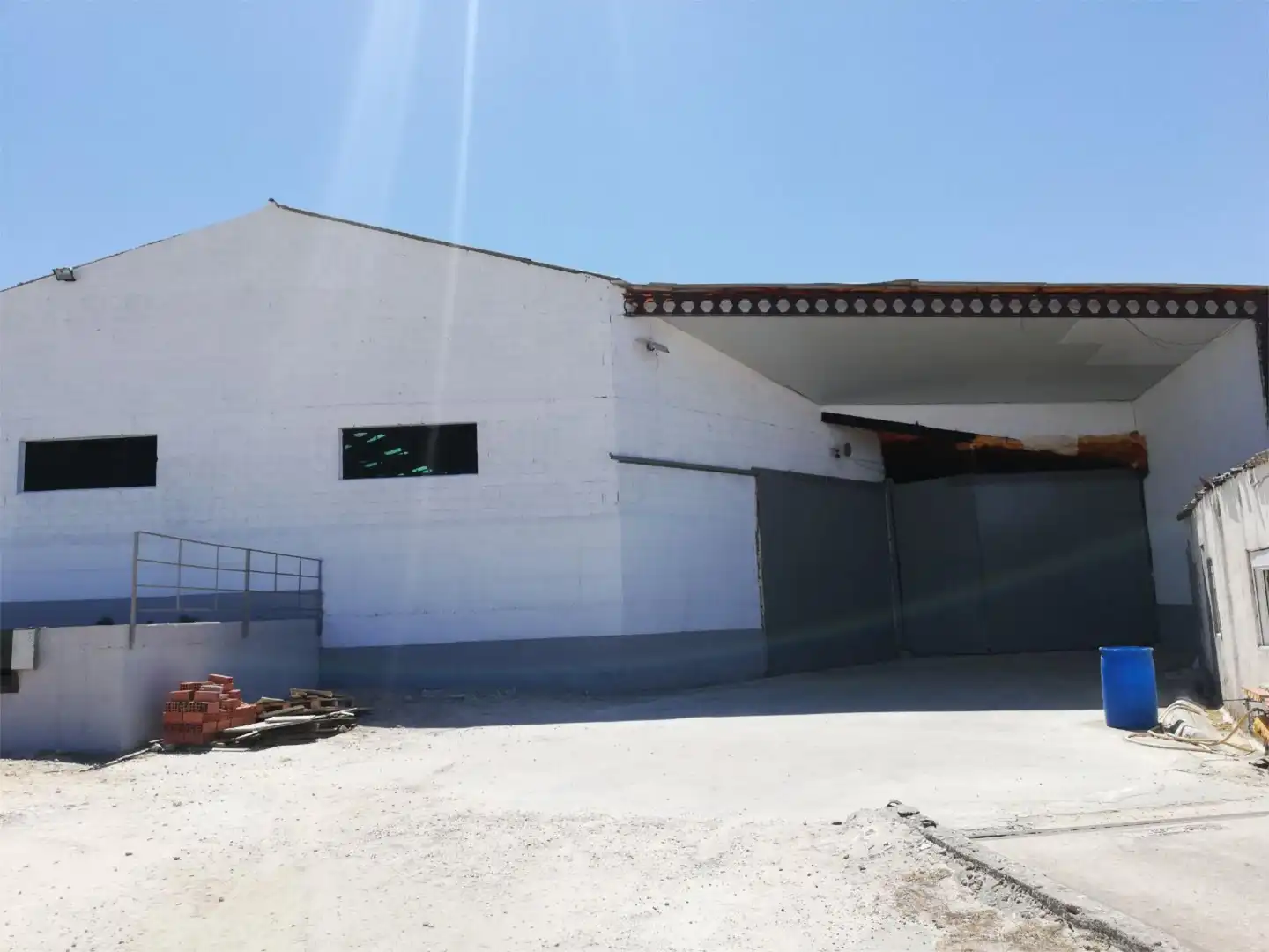 Fabrikhallen zur Miete in Calle Sanchidrian, 2, Hernansancho Außenansicht von Fabrikhallen zur Miete in Hernansancho