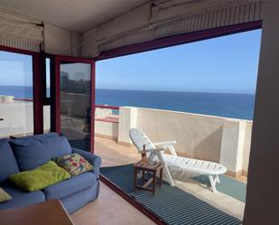Terrassa de Pis de lloguer en La Manga del Mar Menor amb Aire condicionat, Jardí privat i Terrassa