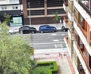 Vista exterior de Pis en venda en Gijón  amb Terrassa i Balcó
