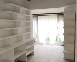 Bedroom of Attic to rent in  Madrid Capital  with Air Conditioner, Terrace and Storage room