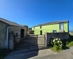 Exterior view of House or chalet for sale in Ortigueira  with Private garden, Parquet flooring and Storage room