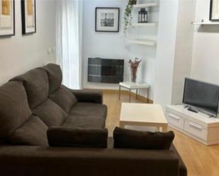 Sala d'estar de Pis de lloguer en  Sevilla Capital amb Aire condicionat, Calefacció i Parquet