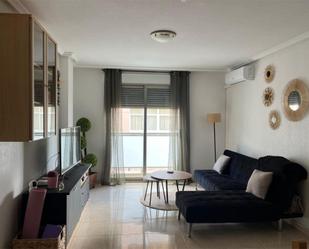 Living room of Flat to rent in Torrevieja  with Air Conditioner, Furnished and Balcony