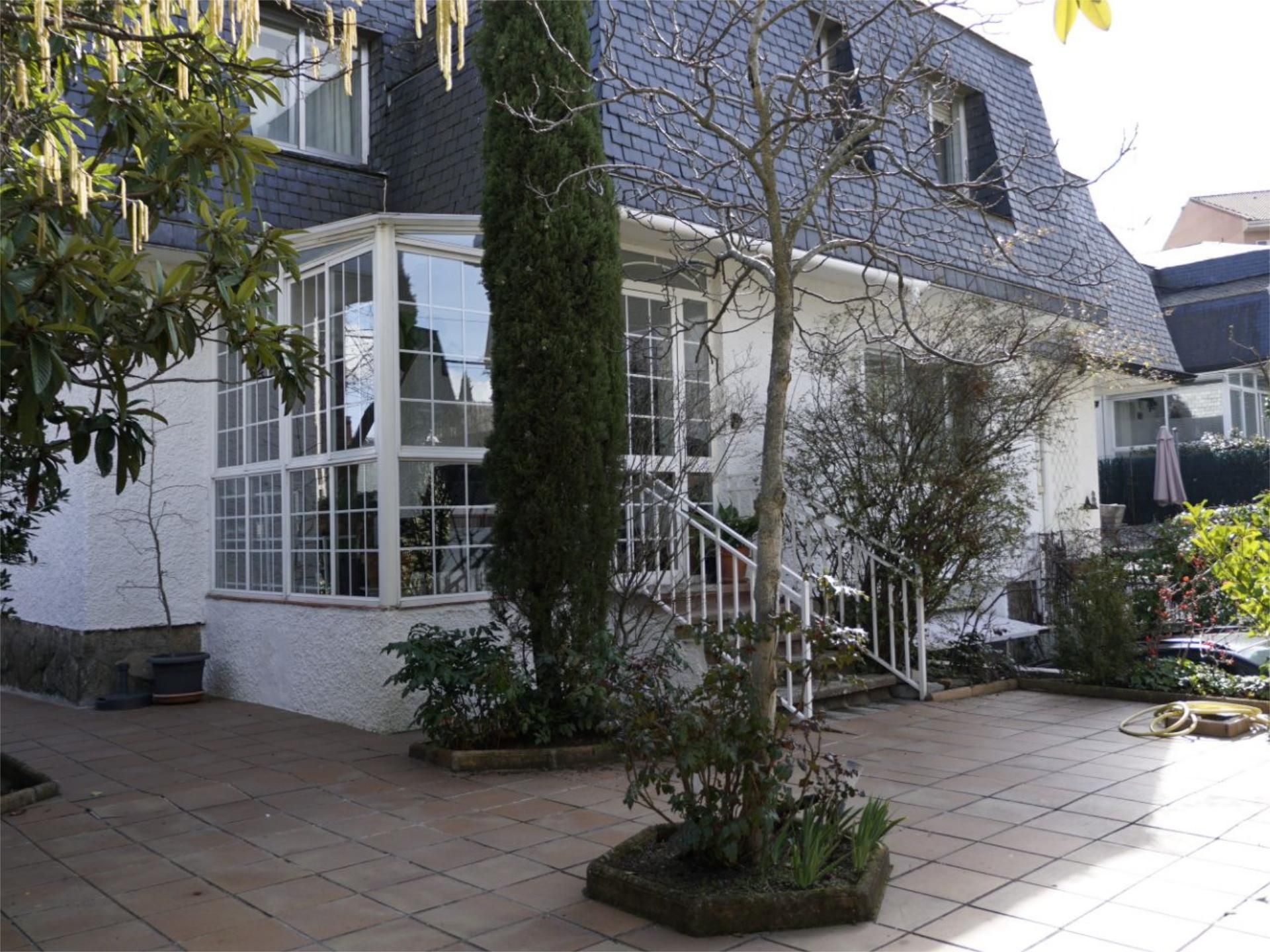 Vista exterior de Casa o xalet en venda en Galapagar amb Calefacció, Jardí privat i Parquet