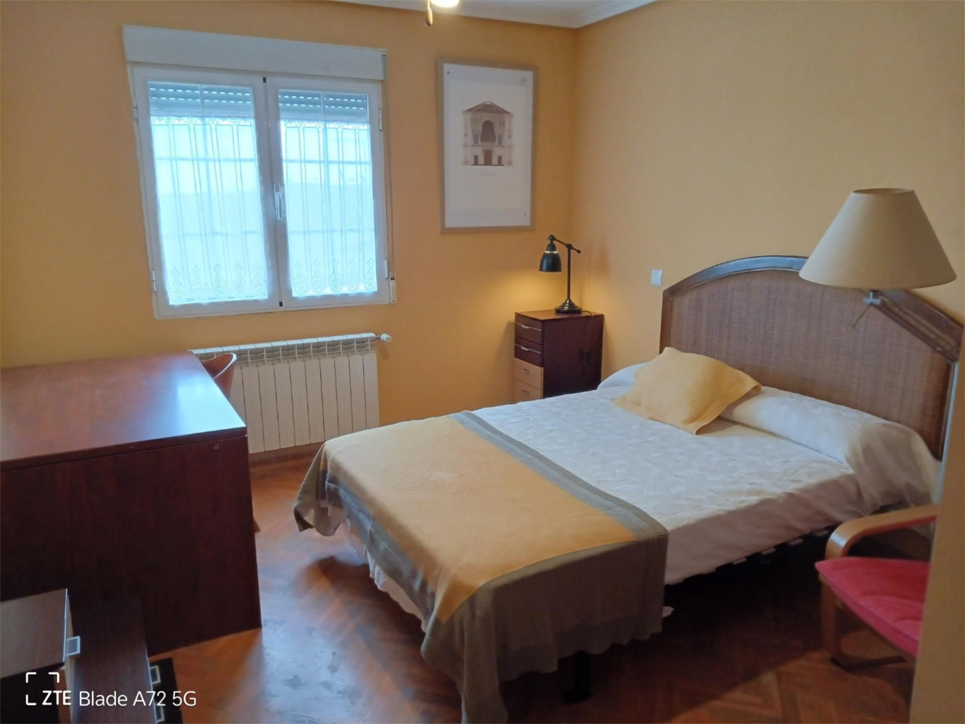 Bedroom of Single-family semi-detached to share in Guadalajara Capital  with Air Conditioner, Heating and Private garden