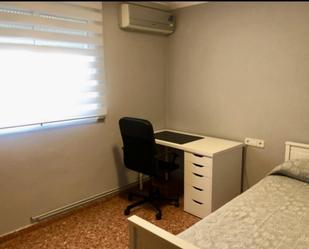 Dormitori de Pis per a compartir en Albal amb Aire condicionat, Calefacció i Terrassa