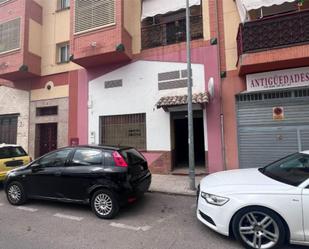 Vista exterior de Local en venda en Úbeda