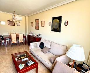 Living room of Flat for sale in  Madrid Capital  with Air Conditioner and Balcony