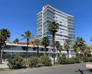 Exterior view of Flat for sale in  Barcelona Capital  with Air Conditioner and Balcony