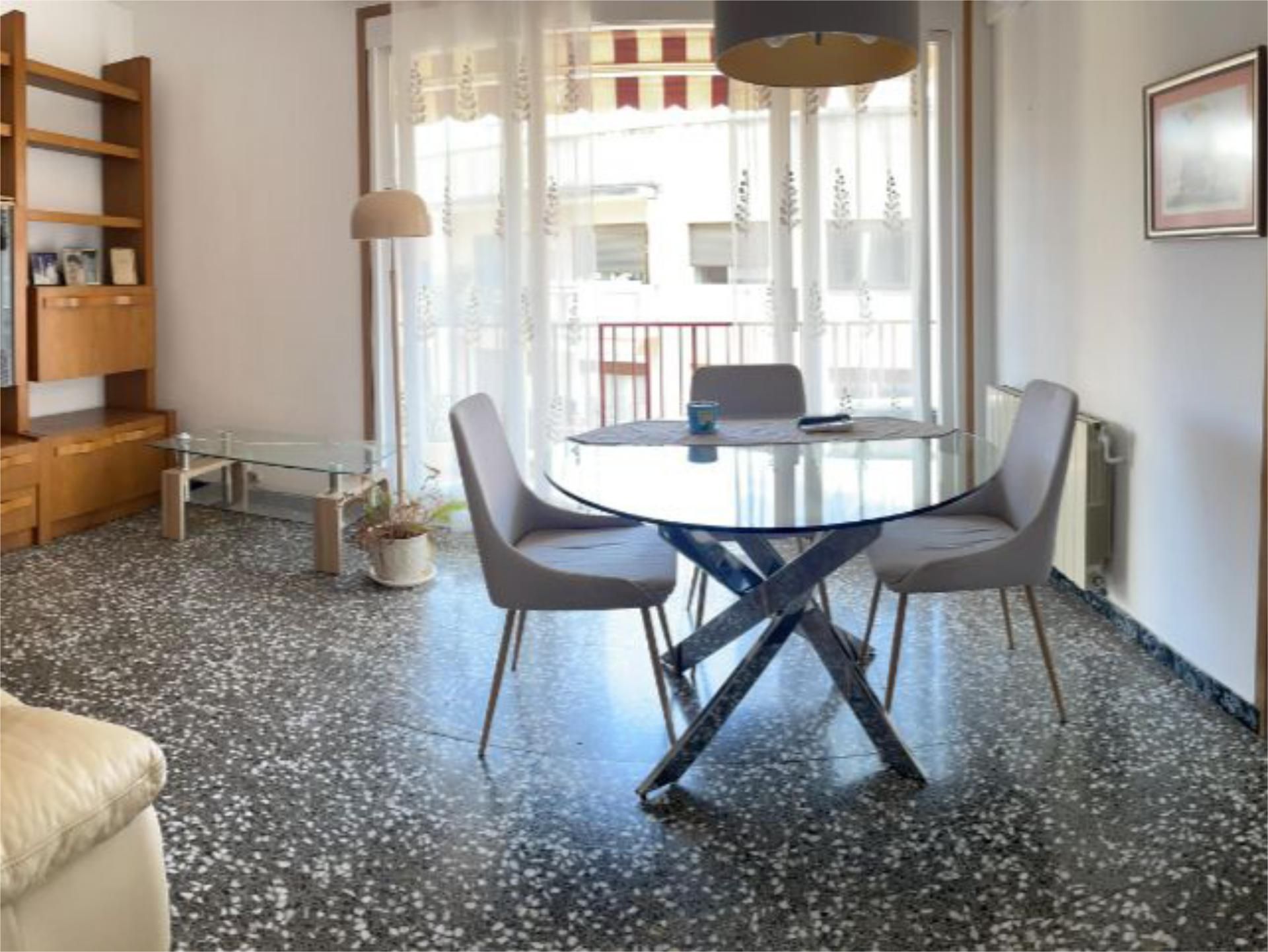 Dining room of Flat for sale in Vilanova i la Geltrú  with Air Conditioner and Balcony
