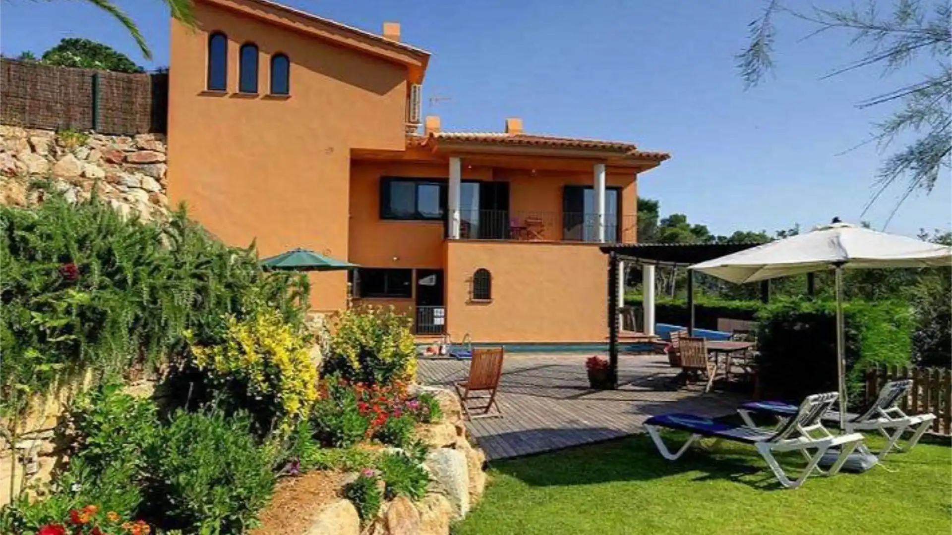 Jardí de Casa o xalet de lloguer en Palafrugell amb Aire condicionat, Terrassa i Piscina