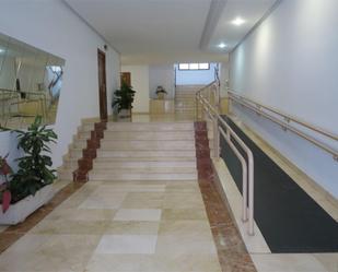 Apartament de lloguer en  Logroño amb Calefacció, Parquet i Terrassa