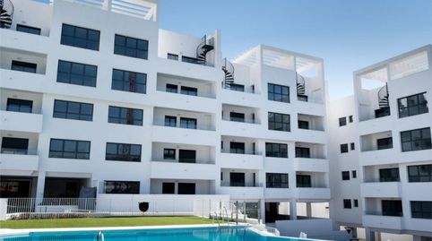Foto 2 von Wohnung zum Verkauf in Calle Pilar Bardem, 12, Sierra de Estepona - Avda. de Andalucía, Estepona