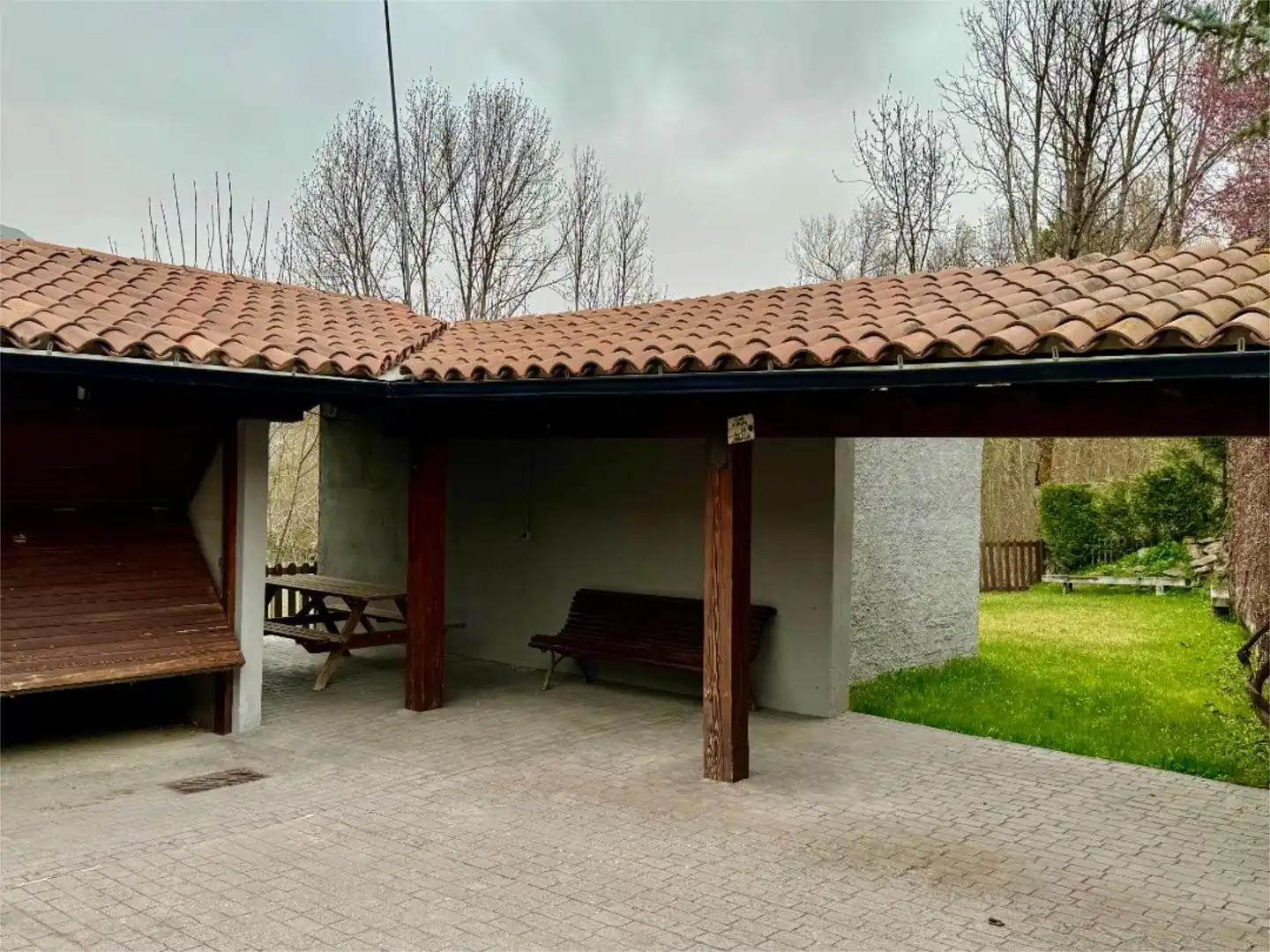 Casa adosada en venda a Lloc Els Torrents, 22, Bellver de Cerdanya Terrassa de Casa adosada en venda en Bellver de Cerdanya amb Terrassa i Balcó