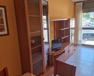 Bedroom of Apartment to rent in Mequinenza  with Air Conditioner, Heating and Private garden