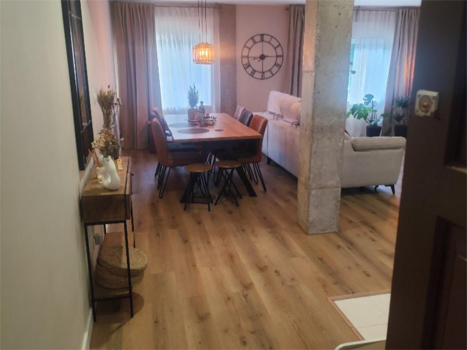 Dining room of Flat for sale in Torrelavega   with Parquet flooring, Terrace and Furnished