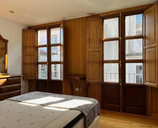 Dormitori de Pis de lloguer en Santiago de Compostela  amb Calefacció, Parquet i Terrassa
