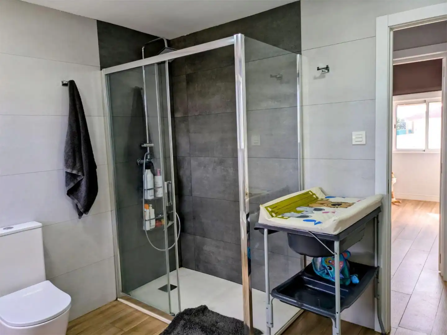 Wohnung zum Verkauf in Calle Alcora S N 83, 10, Estación - Universidad Badezimmer von Wohnung zum Verkauf in Castellón de la Plana / Castelló de la Plana mit Klimaanlage, Privatgarten und Terrasse