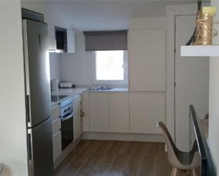 Cuina de Apartament de lloguer en Pontevedra Capital  amb Calefacció, Moblat i Videoporter