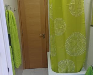 Bathroom of Flat to rent in Cambre 