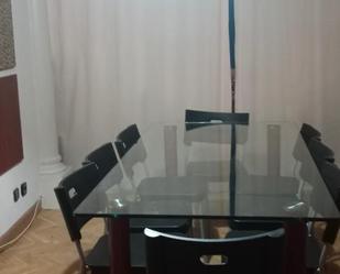 Menjador de Pis en venda en  Madrid Capital amb Aire condicionat, Calefacció i Jardí privat