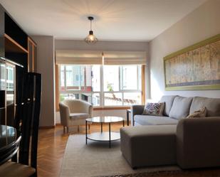 Sala d'estar de Apartament de lloguer en A Coruña Capital  amb Calefacció, Jardí privat i Parquet