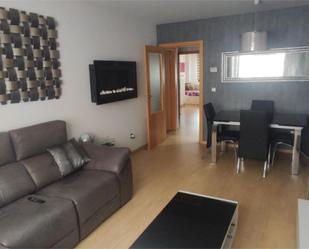 Living room of Flat for sale in Valladolid Capital  with Heating, Parquet flooring and Storage room