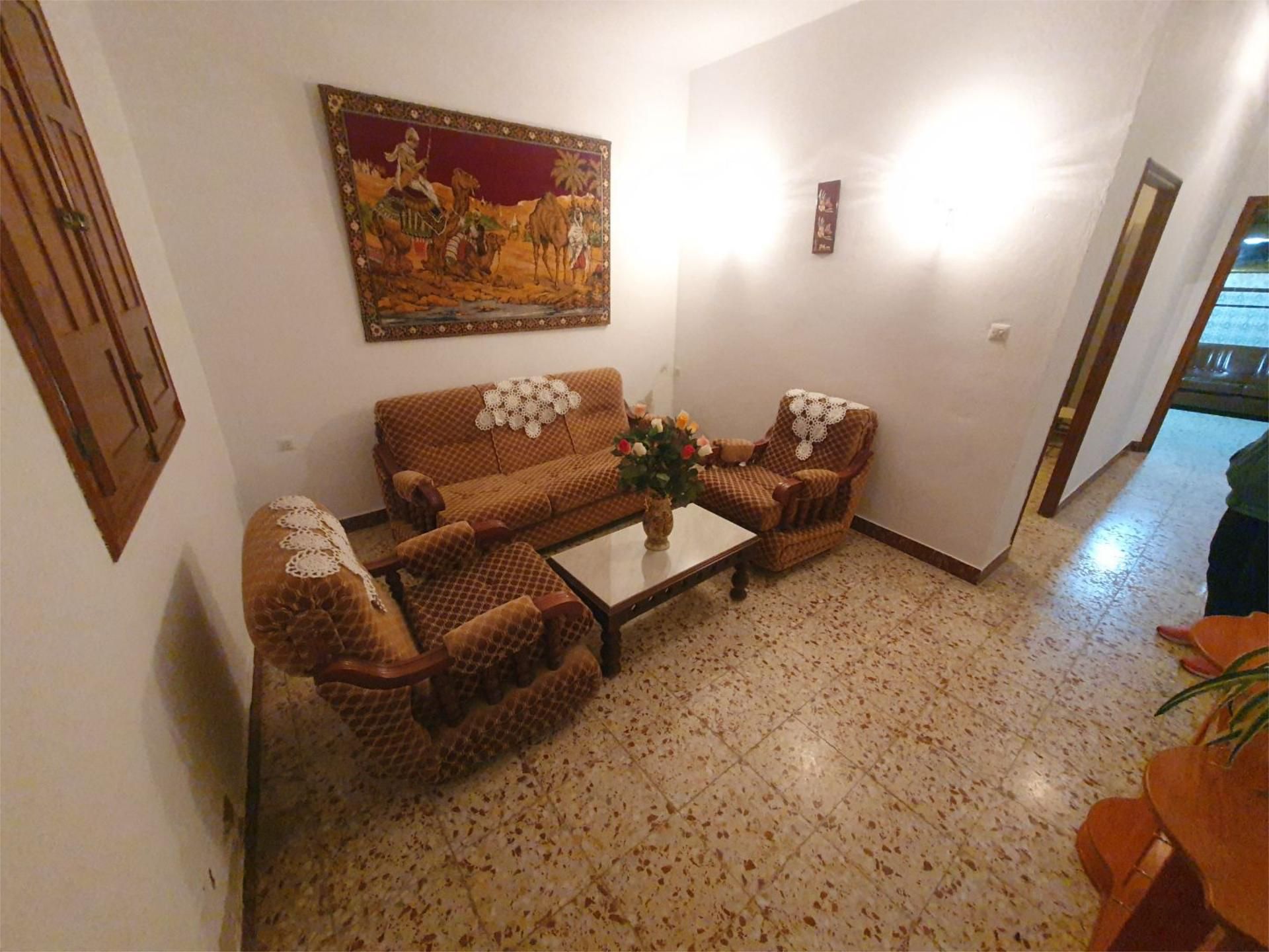 Sala d'estar de Casa adosada en venda en Orellana la Vieja amb Terrassa, Traster i Moblat
