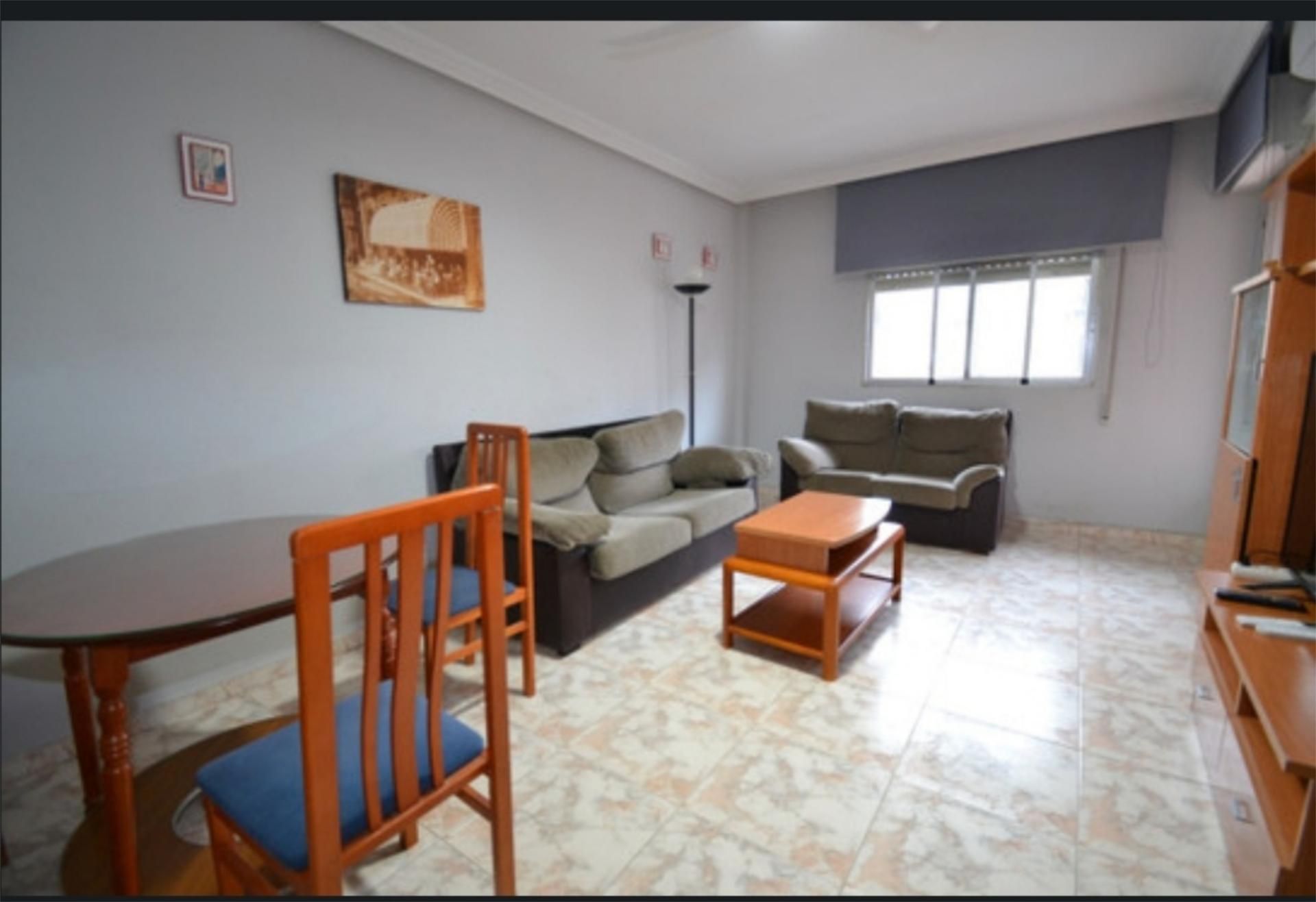 Flat to share in Calle de Lope Váez de Herrero, 3, Miralvalle - Av. Virgen del Puerto - La Data