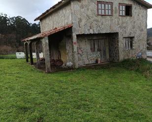 Außenansicht von Country house zum verkauf in Gondomar mit Privatgarten