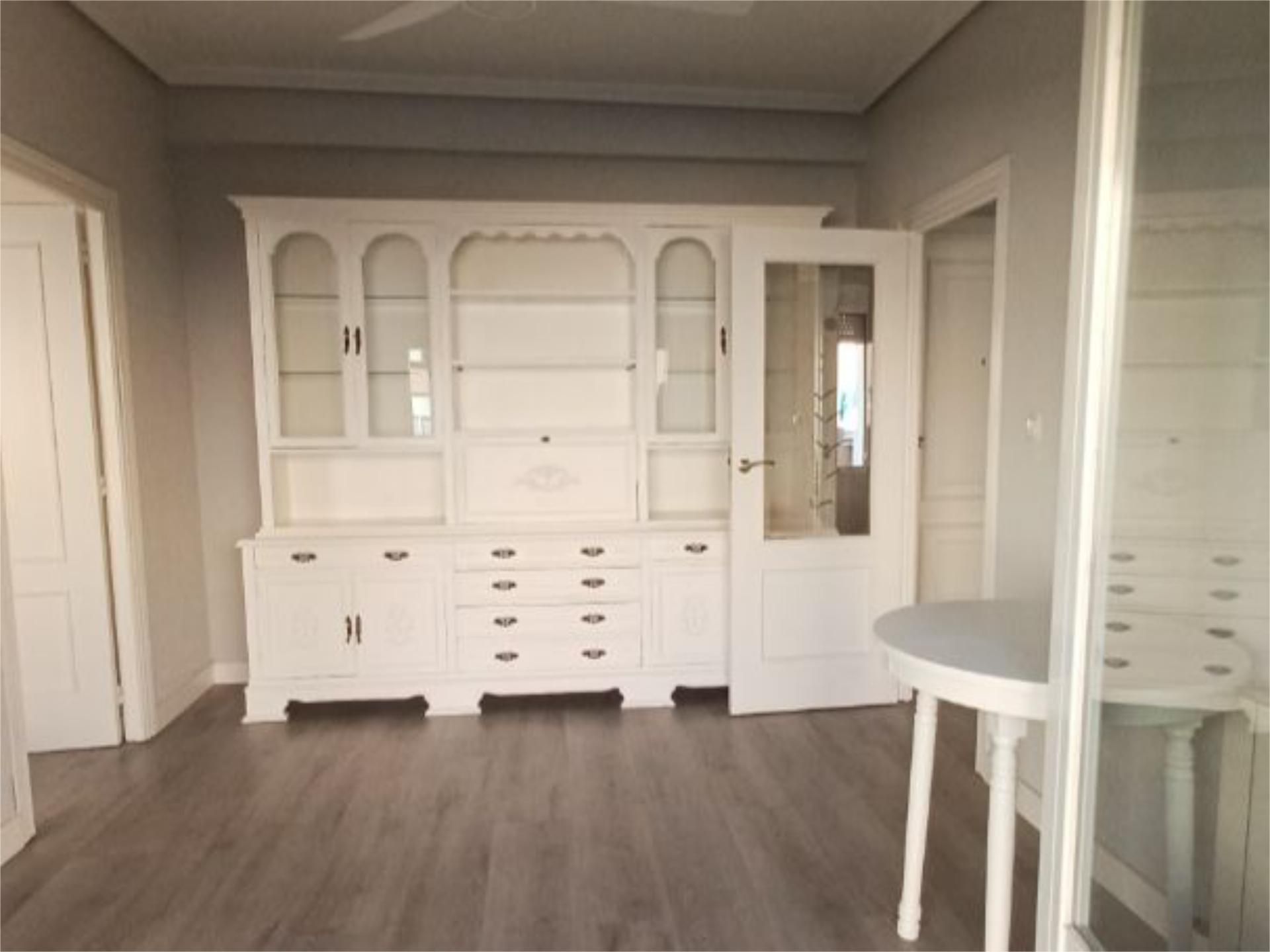 Flat to rent in Calle de Nuestra Señora de Guadalupe, 17, Guindalera Flat to rent in Calle de Nuestra Señora de Guadalupe, 17, Guindalera