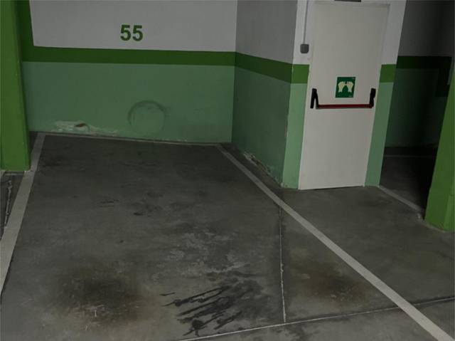 Garaje en Alquiler en Calle de Clara Campoamor, 7 en Santa Teresa