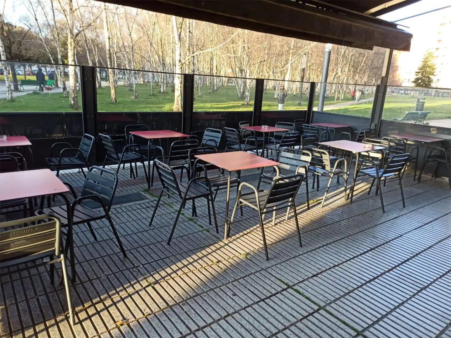 Commercial properties for rent in Calle de Irunlarrea, 5, Mendebaldea - Ermitagaña Terrace of Commercial properties for rent in Pamplona / Iruña with Air Conditioner, Heating and Parquet flooring