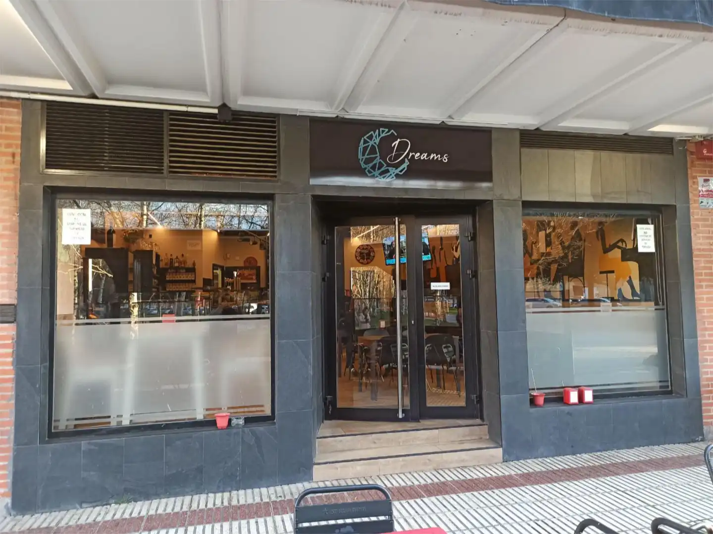 Commercial properties for rent in Calle de Irunlarrea, 5, Mendebaldea - Ermitagaña Commercial properties for rent in Pamplona / Iruña with Air Conditioner, Heating and Parquet flooring