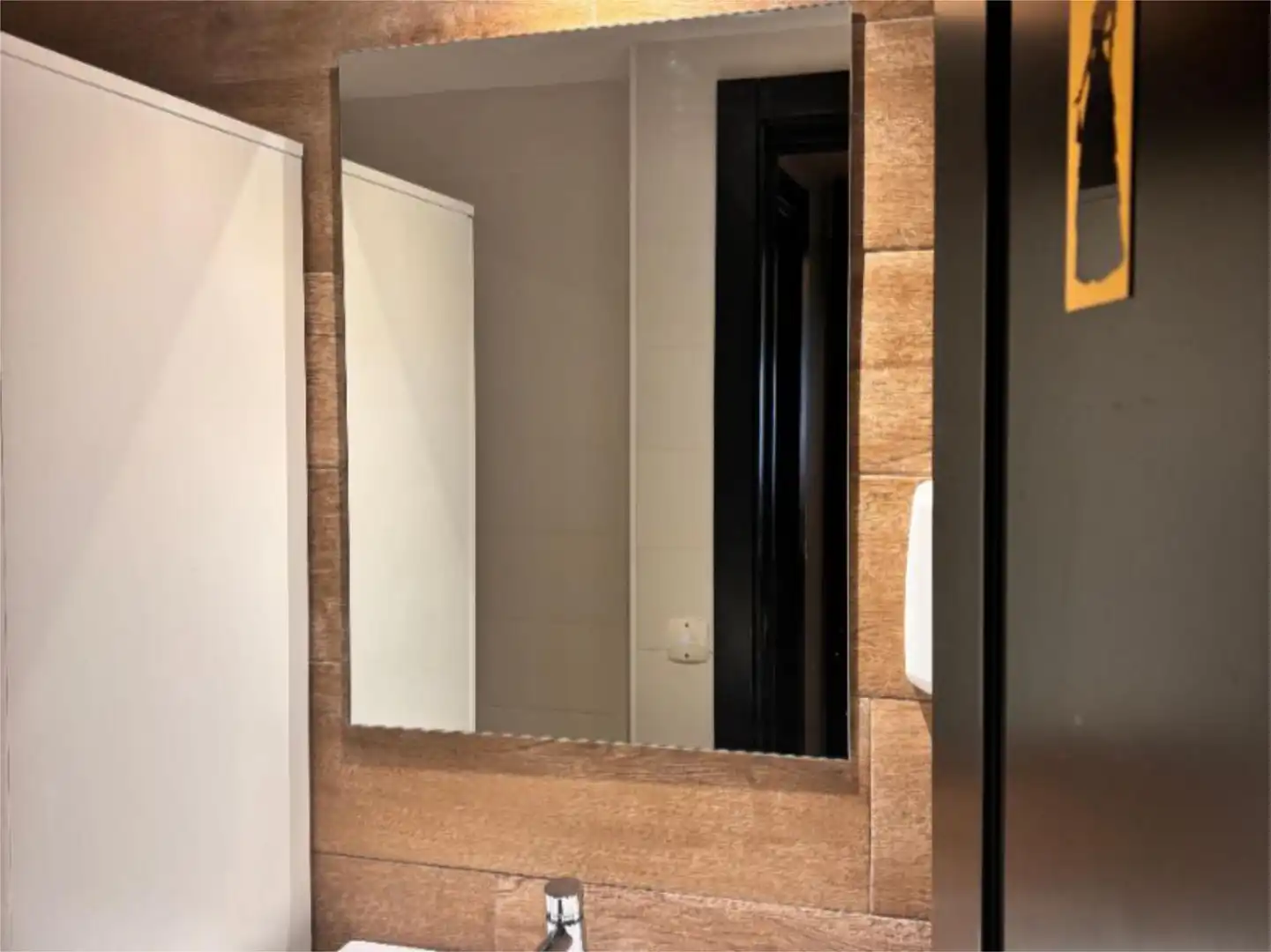 Commercial properties for rent in Calle de Irunlarrea, 5, Mendebaldea - Ermitagaña Bedroom of Commercial properties for rent in Pamplona / Iruña with Air Conditioner, Heating and Parquet flooring