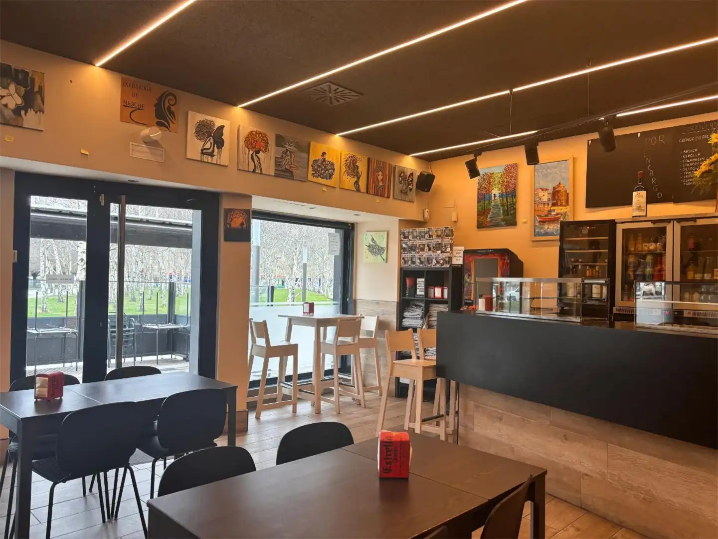 Commercial properties for rent in Calle de Irunlarrea, 5, Mendebaldea - Ermitagaña Commercial properties for rent in Pamplona / Iruña with Air Conditioner, Heating and Parquet flooring