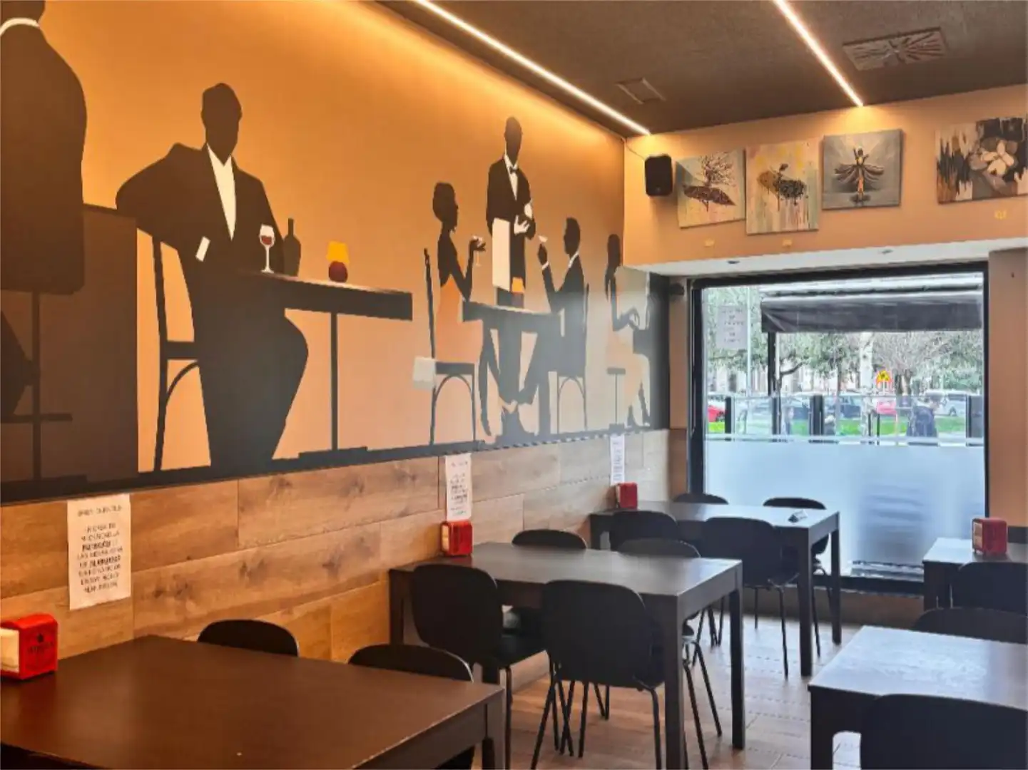 Commercial properties for rent in Calle de Irunlarrea, 5, Mendebaldea - Ermitagaña Commercial properties for rent in Pamplona / Iruña with Air Conditioner, Heating and Parquet flooring