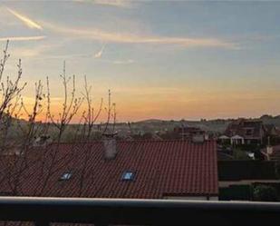 Vista exterior de Casa adosada en venda en Piélagos amb Terrassa
