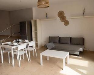 Sala d'estar de Loft de lloguer en Vícar amb Terrassa, Piscina i Moblat