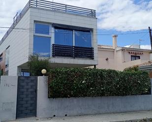 Casa o xalet de lloguer a Carrer la Taiola, 55, Almenara Vista exterior de Casa o xalet de lloguer en Almenara amb Balcó