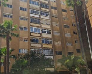 Vista exterior de Pis en venda en Las Palmas de Gran Canaria amb Balcó