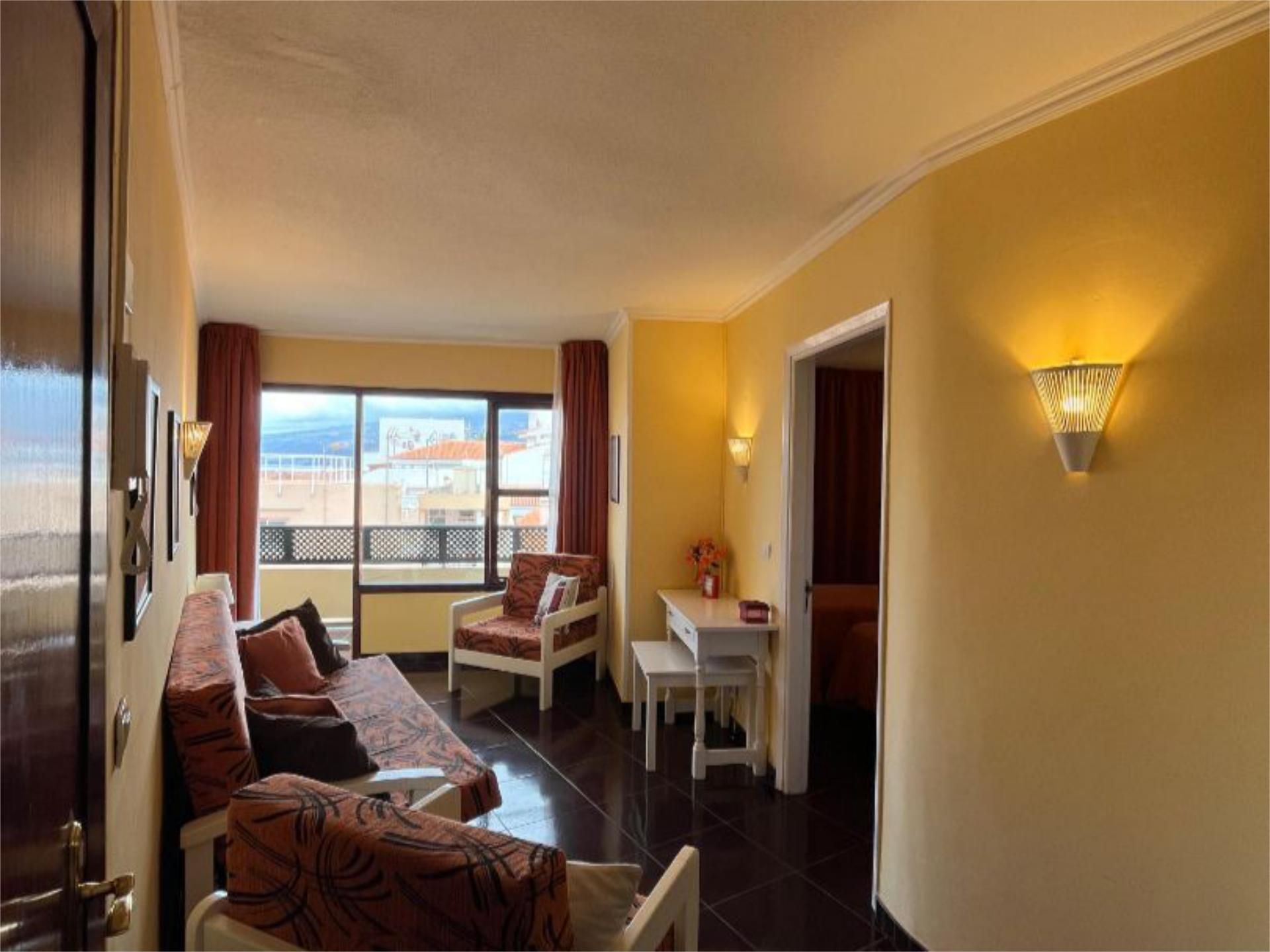 Bedroom of Flat for sale in Puerto de la Cruz  with Terrace, Swimming Pool and Balcony