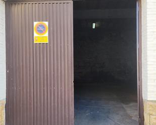 Parking of Industrial buildings to rent in Nava