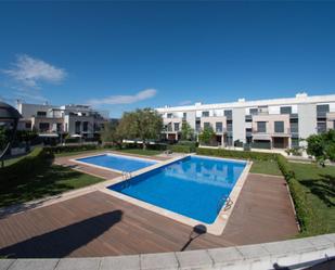 Swimming pool of Single-family semi-detached for sale in San Antonio de Benagéber  with Air Conditioner, Terrace and Swimming Pool