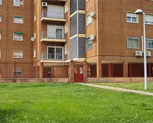 Vista exterior de Pis en venda en  Toledo Capital amb Aire condicionat, Calefacció i Terrassa